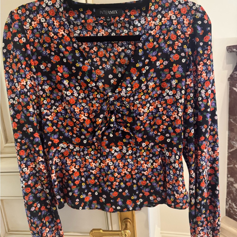 INTERMIX Black Tie Front Fitted Blouse with Long Sleeves